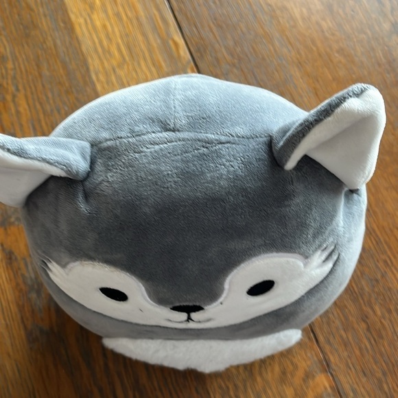 Squishmallow Original Gray and White Smaller Version - Picture 9 of 16